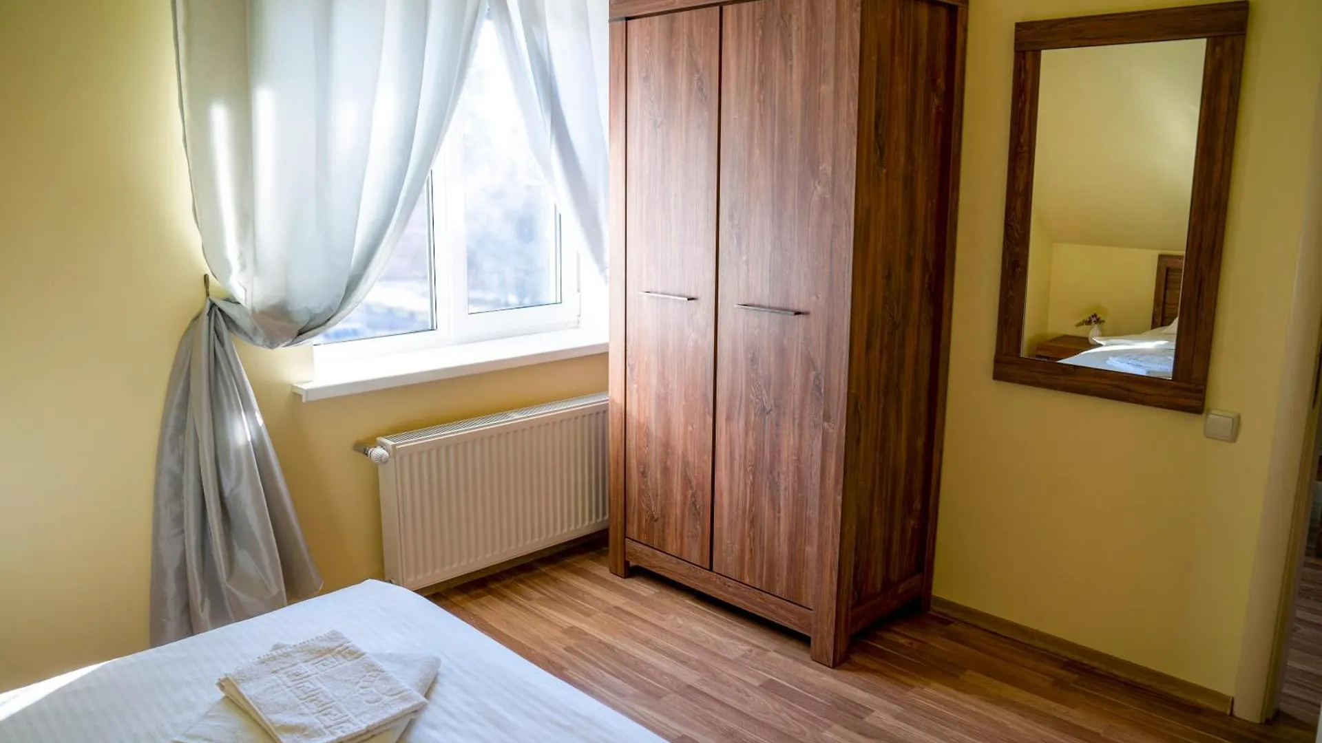 Apartment Guest House Kiev Forest